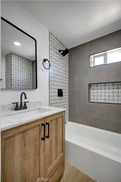 Tiny photo for 3515 S Norton Avenue, Los Angeles, CA 90018 (MLS # CV25235166)