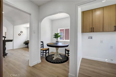 Tiny photo for 3515 S Norton Avenue, Los Angeles, CA 90018 (MLS # CV25235166)