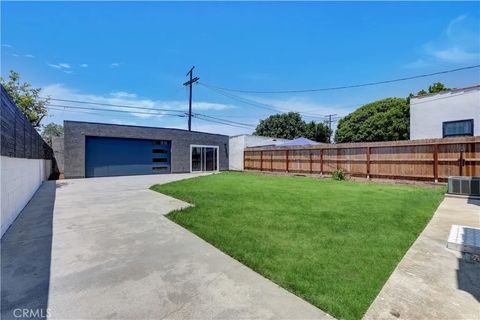 Tiny photo for 3515 S Norton Avenue, Los Angeles, CA 90018 (MLS # CV25235166)