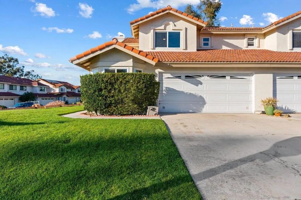 Photo of 1744 N Willowspring Drive, Encinitas, CA 92024 (MLS # NDP2600334)