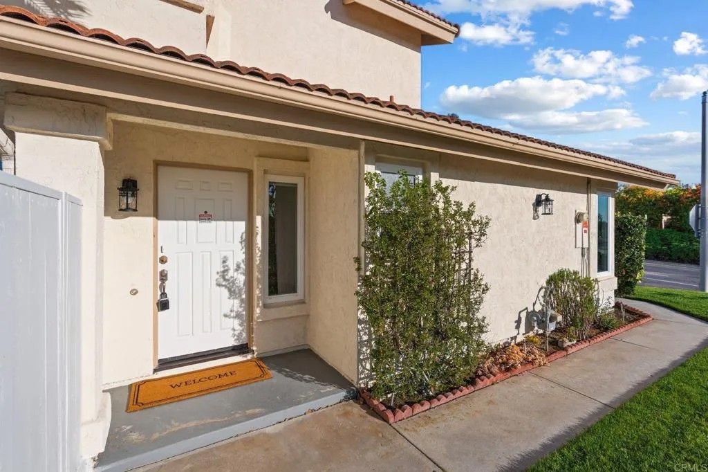 Photo of 1744 N Willowspring Drive, Encinitas, CA 92024 (MLS # NDP2600334)