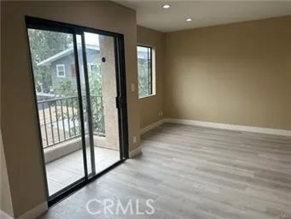 Photo of 219 E Maple Street #9, Glendale, CA 91205 (MLS # AR26000362)