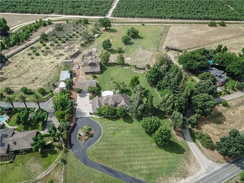 9411 Meadow Drive