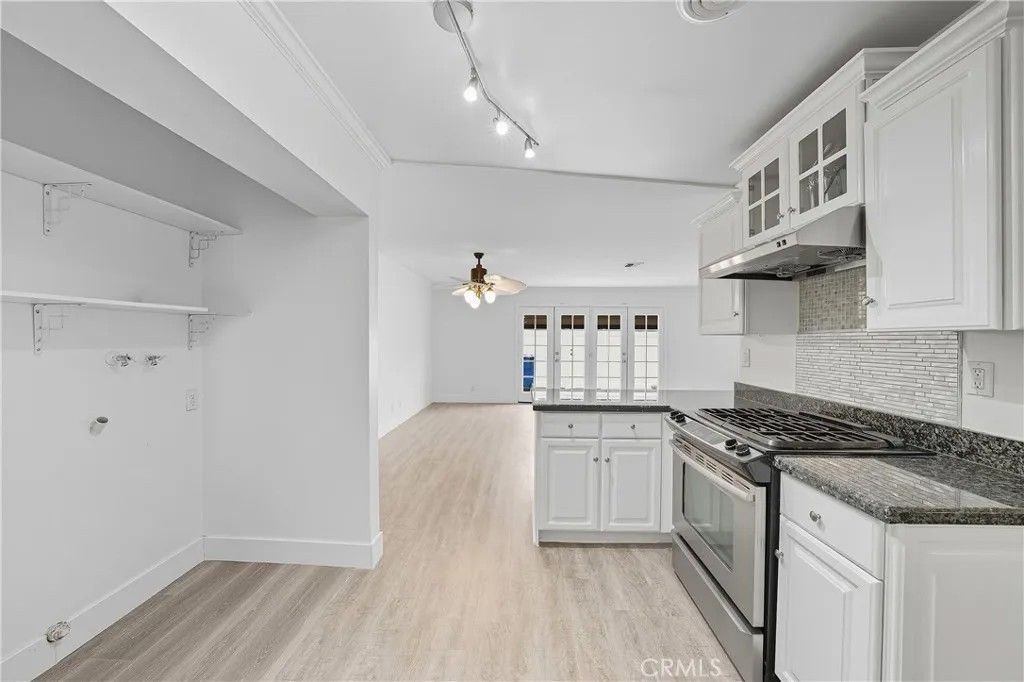 Photo of 644 E Lee Pl, Azusa, CA 91702 (MLS # WS26034330)