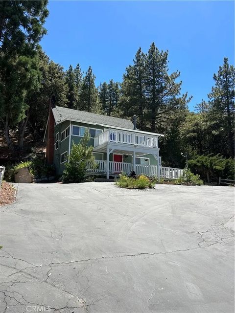 Photo of 5180 Lone Pine Canyon, Wrightwood, CA 92397 (MLS # HD26134991)