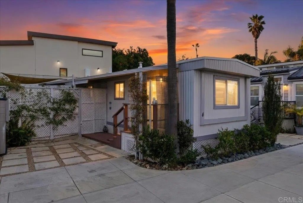 Photo of 159 Diana St #SPC 4, Encinitas, CA 92024 (MLS # PTP2601399)