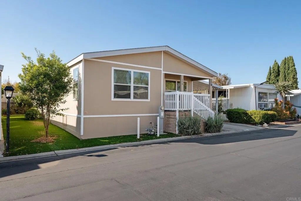 Photo of 4660 N River Rd #116, Oceanside, CA 92057 (MLS # NDP2510240)