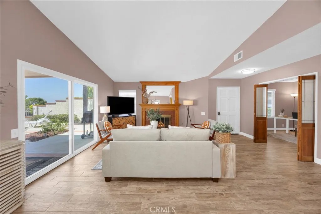 3670 Sherwood