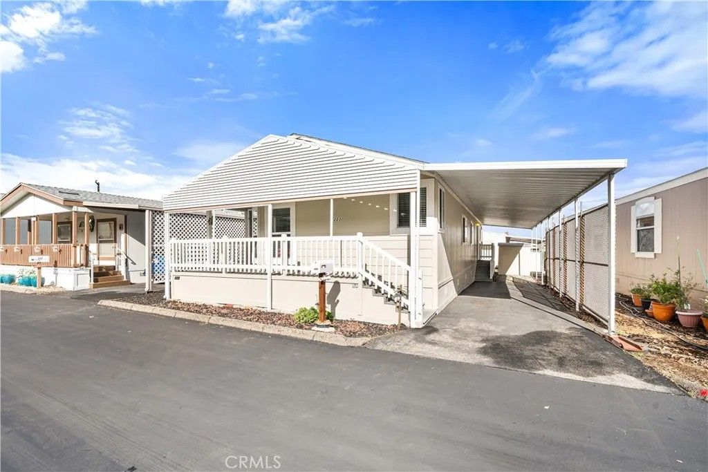 Photo of 223 Madonna Ln, Newbury Park, CA 91320 (MLS # BB26004468)