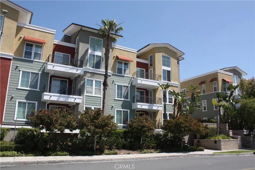 Photo of 2349 Jefferson Street #311, Torrance, CA 90501 (MLS # SB26091954)