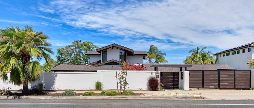 Photo of 1230 Nautilus St, La Jolla, CA 92037 (MLS # 260009822)