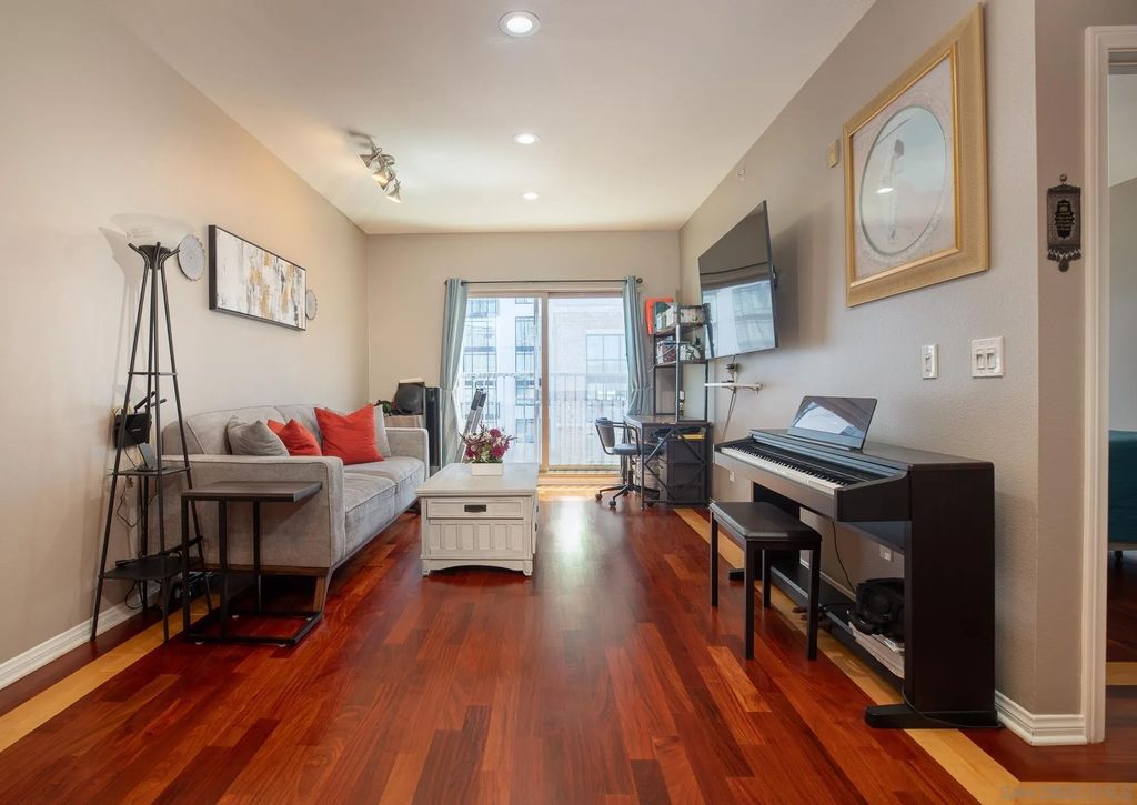 Photo of 450 J St #7091, San Diego, CA 92101 (MLS # 260005047)