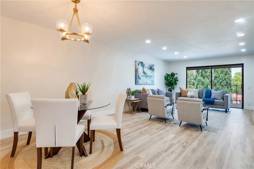254 E Fern 212