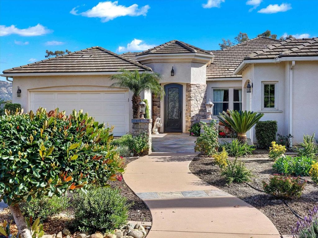 Photo of 25440 Rue Lausanne, Escondido, CA 92026 (MLS # 260003986)