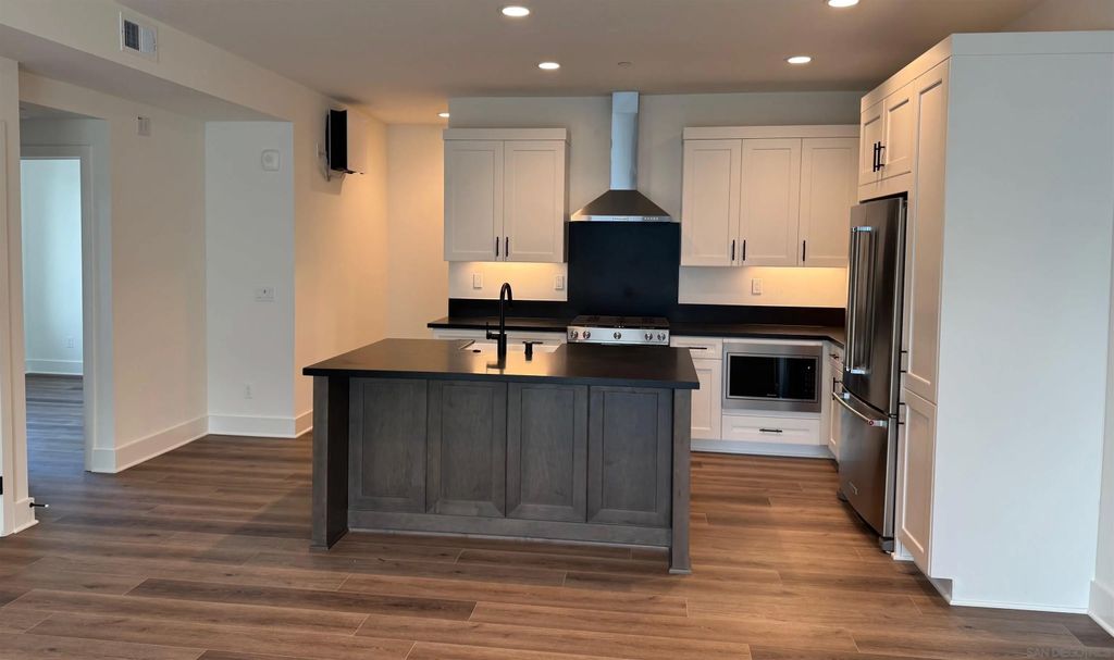 Photo of 1107 Catania Court #205, Encinitas, CA 92024 (MLS # 250043307)