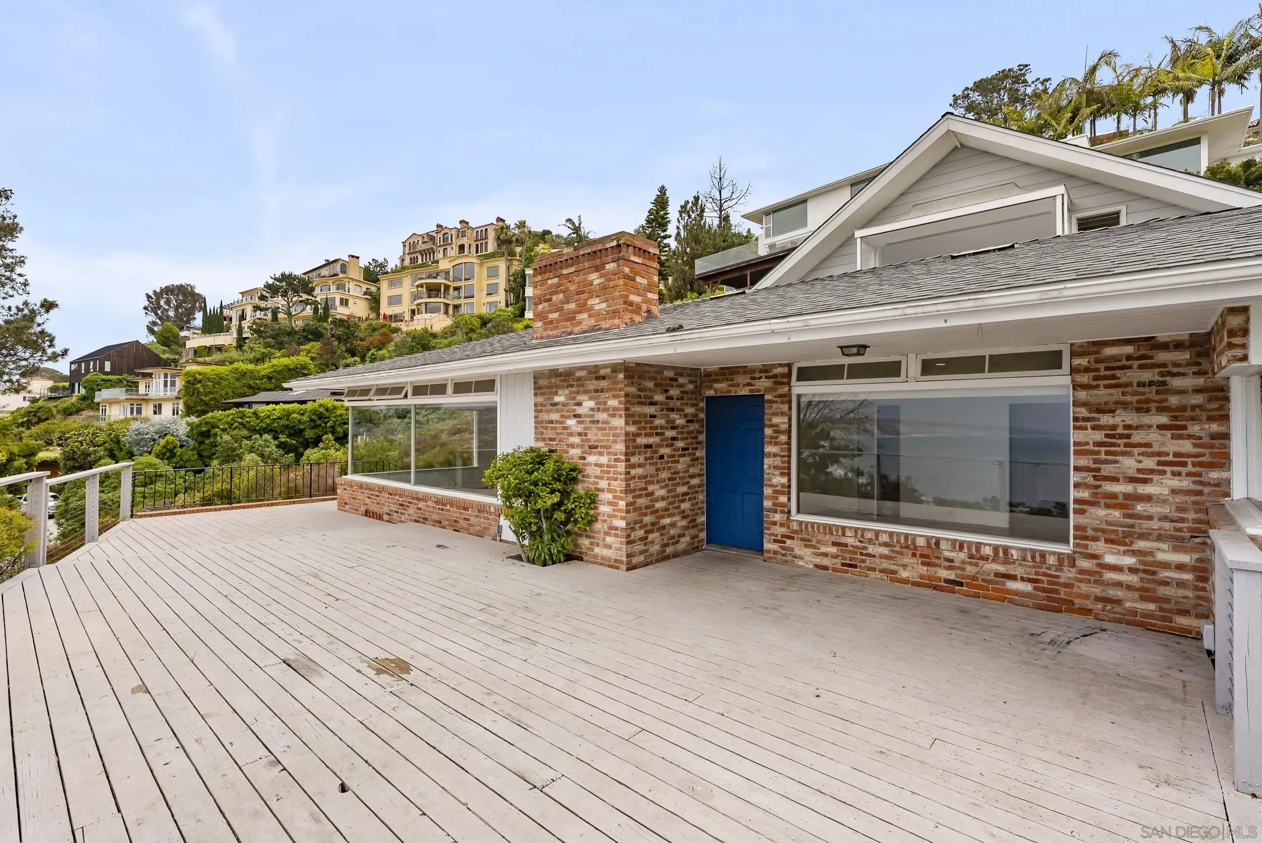 La Jolla, California 92037, United States, 5 Bedrooms Bedrooms, ,3 BathroomsBathrooms,Residential,Active,173518