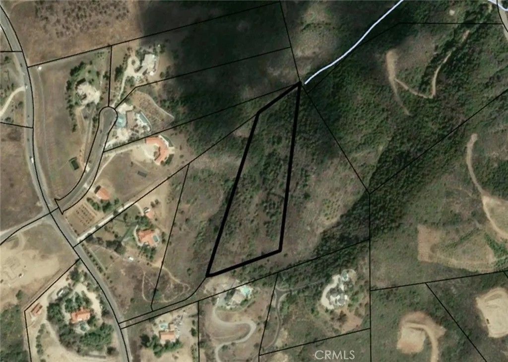 Photo of 29 Golden Arrow Ct, Murrieta, CA 92562 (MLS # OC26067444)