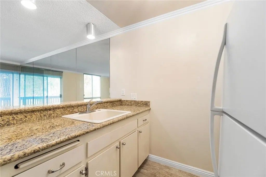 Photo of 3605 W Hidden Lane #112, Rolling Hills Estates, CA 90274 (MLS # SB25273860)