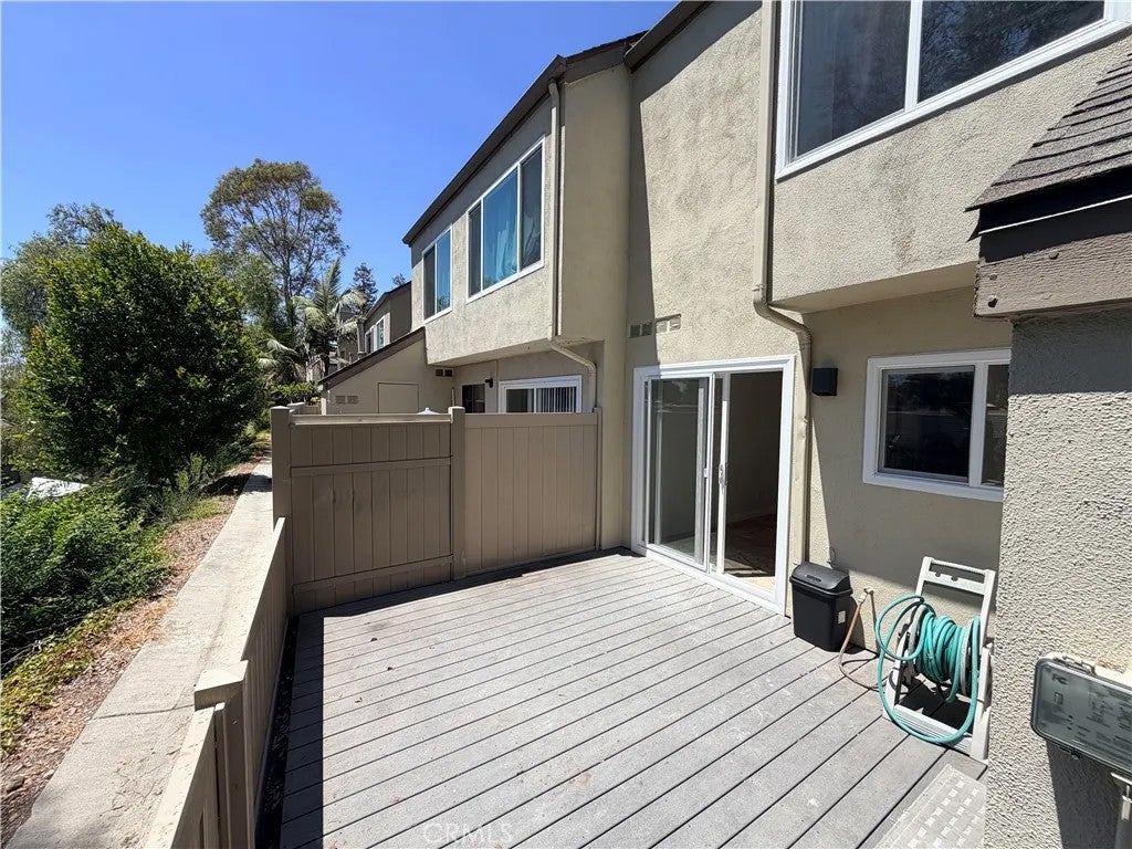 245 N Singingwood Street 11