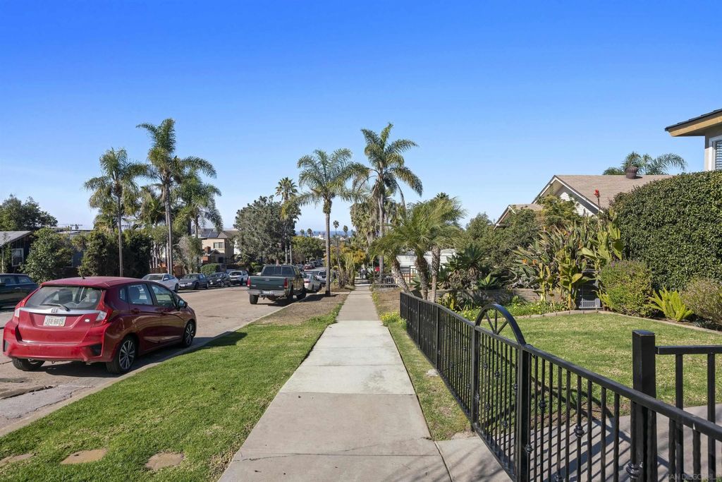 Photo of 4614 Saratoga Ave, San Diego, CA 92107 (MLS # 250041525)