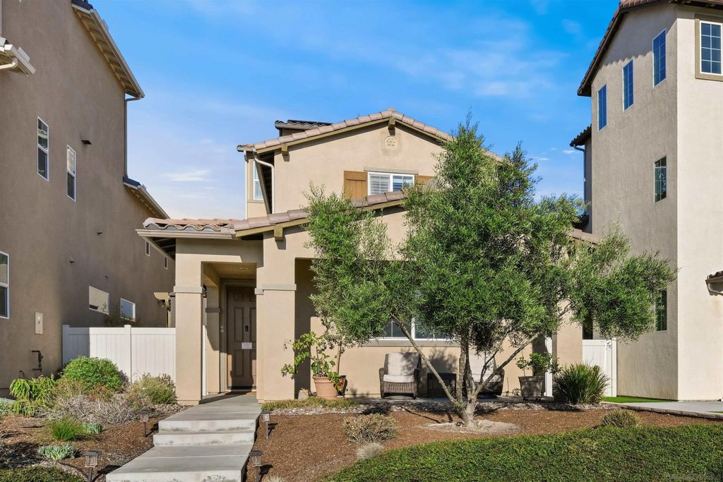 Photo of 1747 Santa Christina Ave, Chula Vista, CA 91913 (MLS # 250040612)