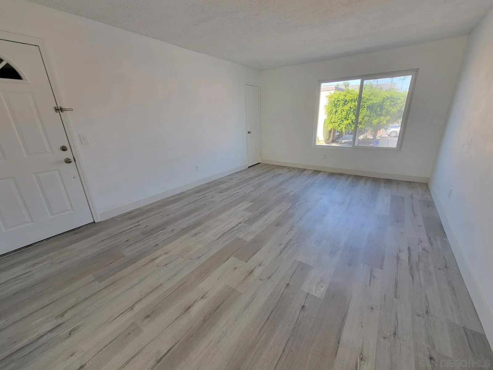 1631 Pentecost Way 5