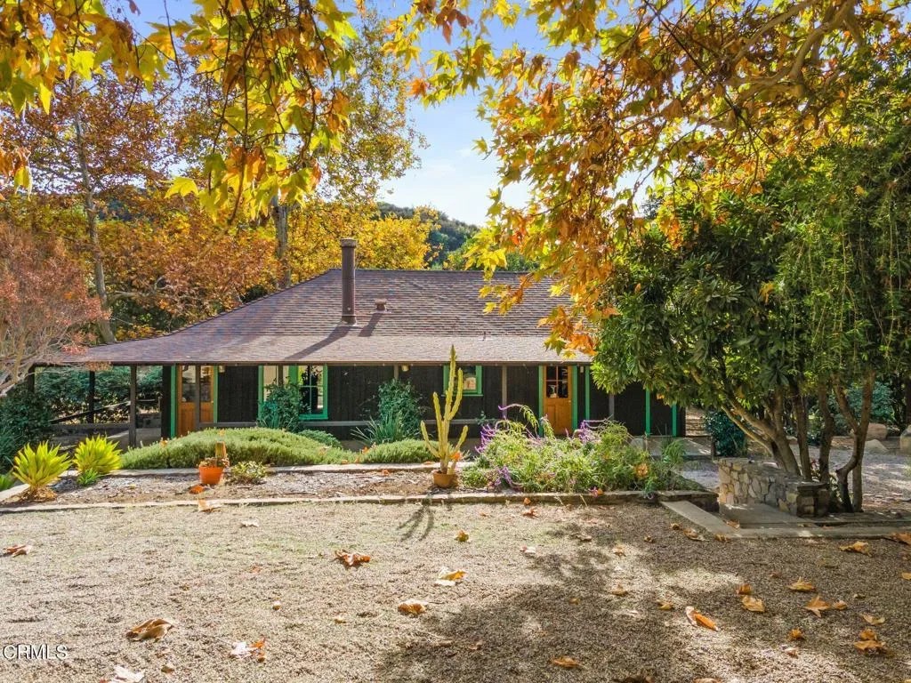 2250 Hermitage