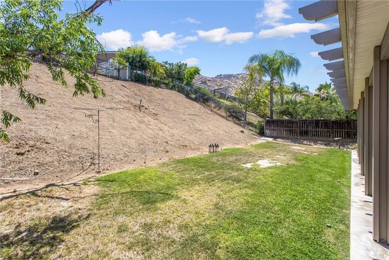 16796 Colt Way