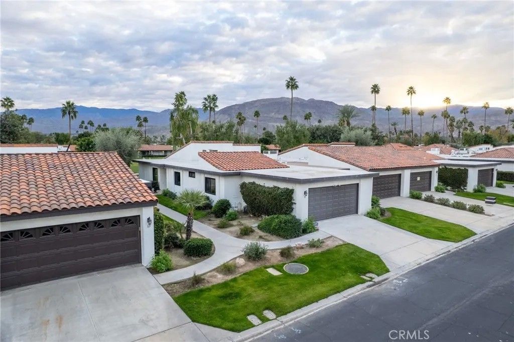 Photo of 65 Don Quixote Dr, Rancho Mirage, CA 92270 (MLS # CV26014062)