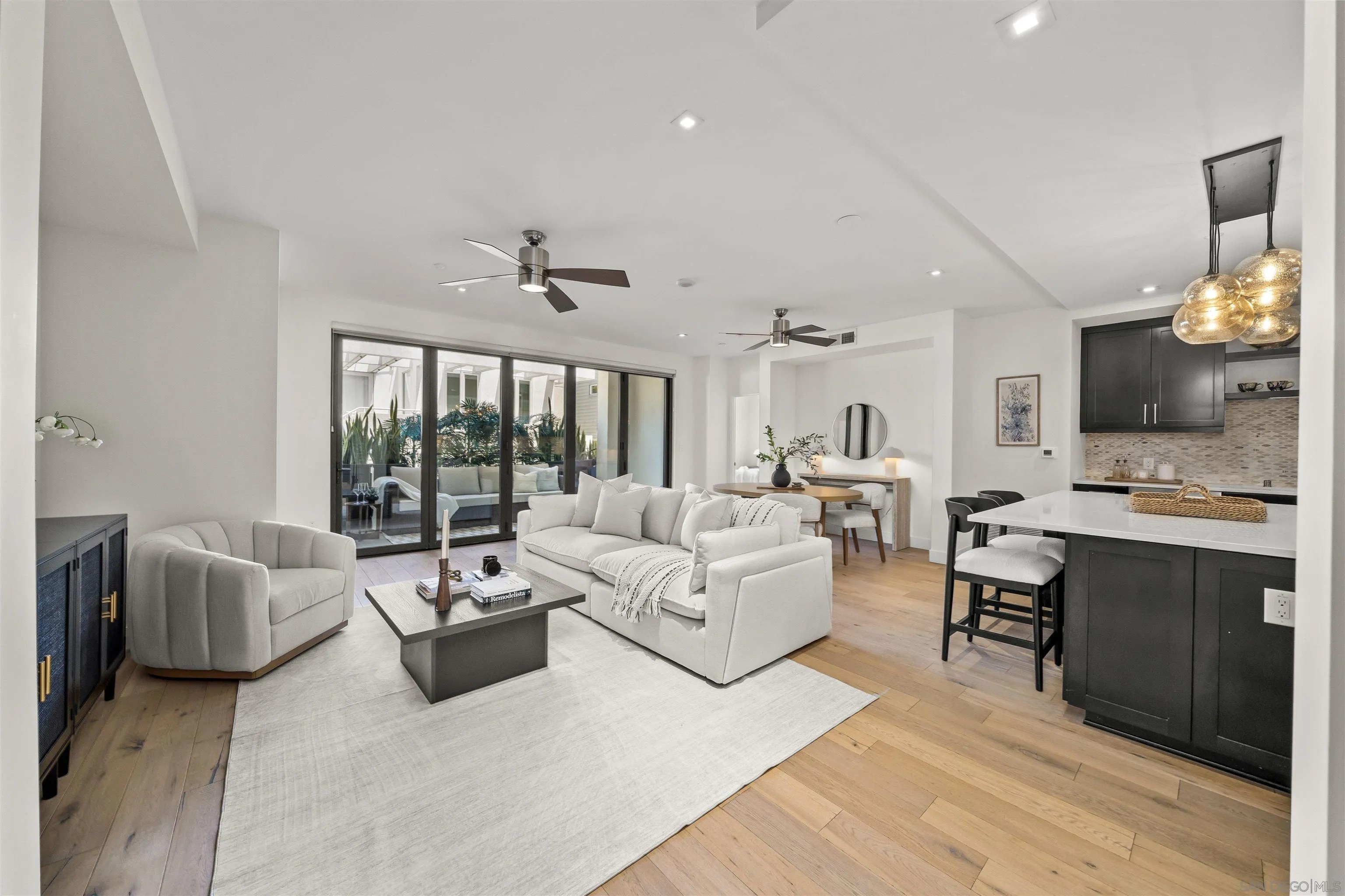 2665 5th Avenue 303