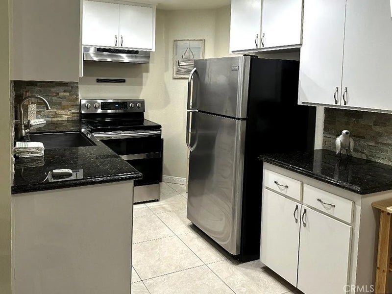 1108 Camino Real 409