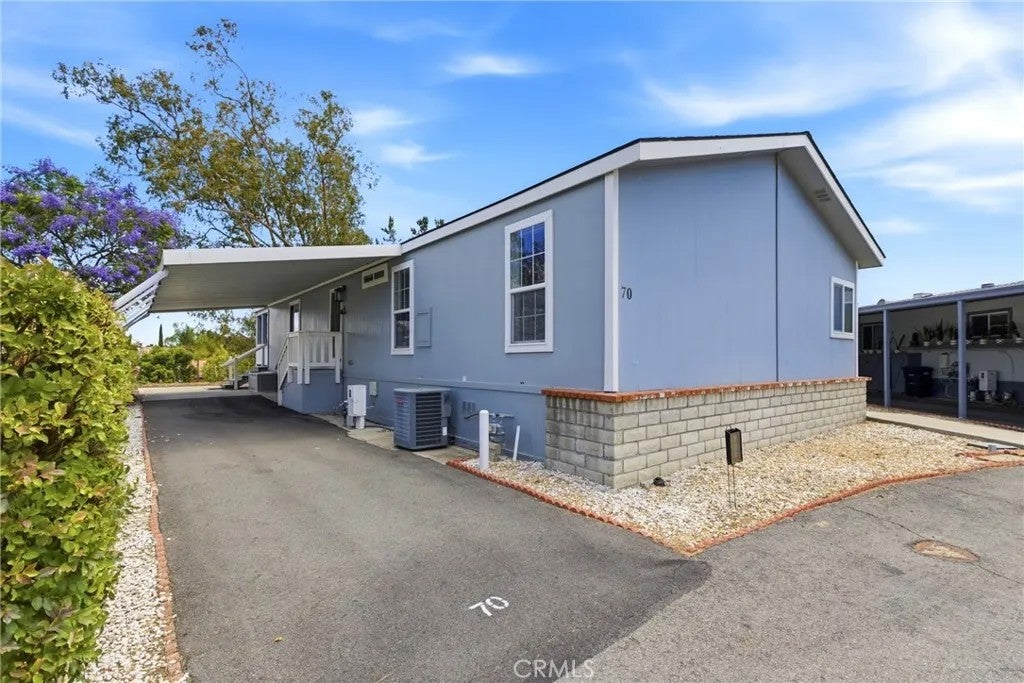 Photo of 31330 S General Kearny RD, Temecula, CA 92591 (MLS # SW26115718)