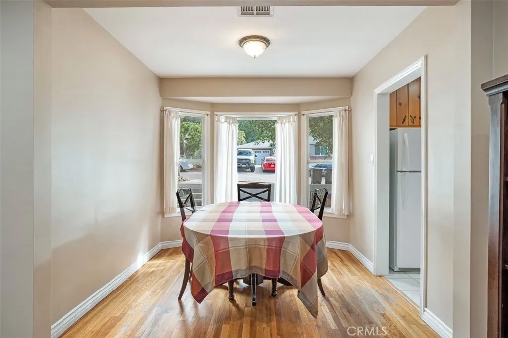 3732 Mayfield