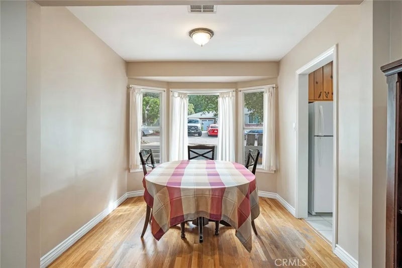 3732 Mayfield