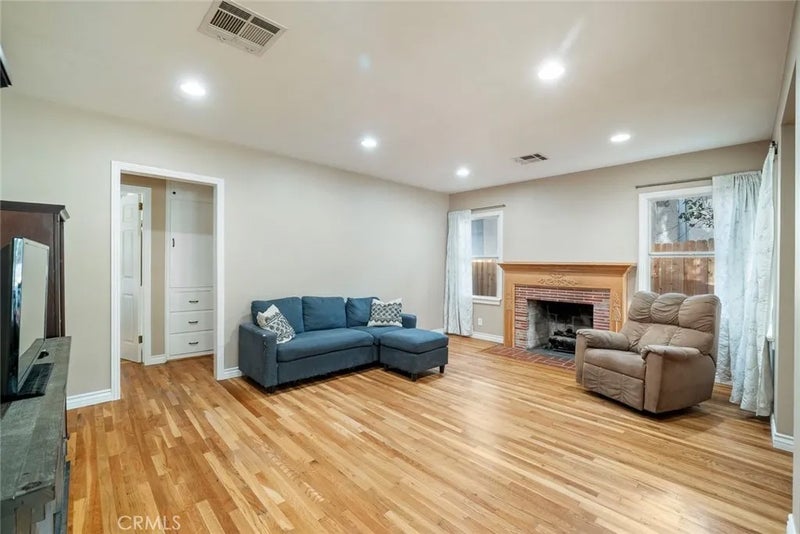 3732 Mayfield
