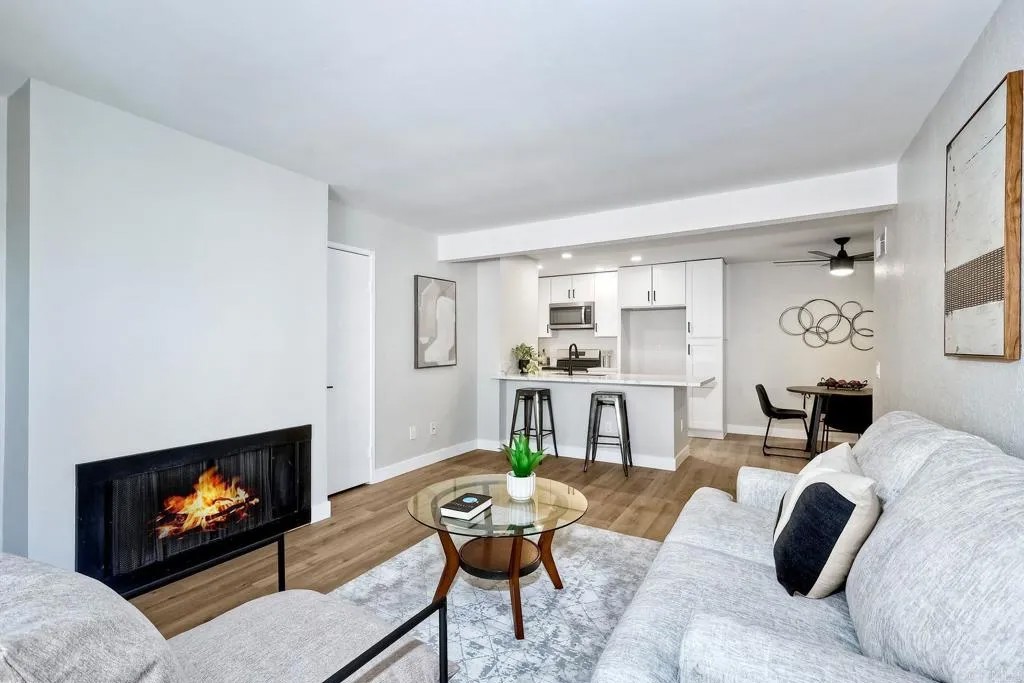 9209 Villiage 146