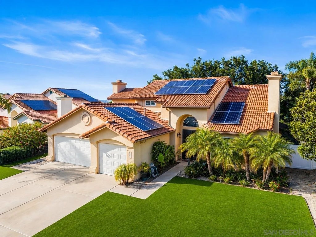 Photo of 1924 Sagewood DR, Oceanside, CA 92056 (MLS # 260014765)