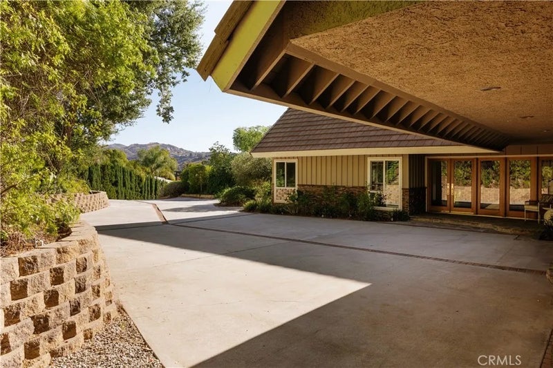 4134 Towhee Drive