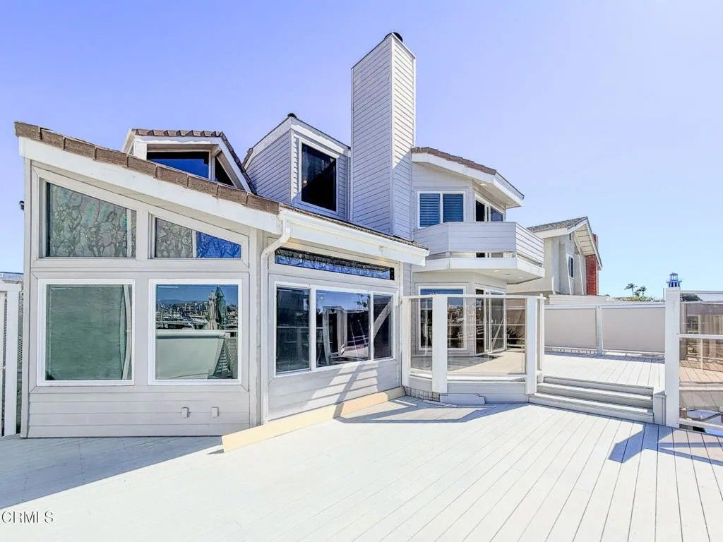 Photo of 2511 Monaco Drive, Oxnard, CA 93035 (MLS # V1-33037)