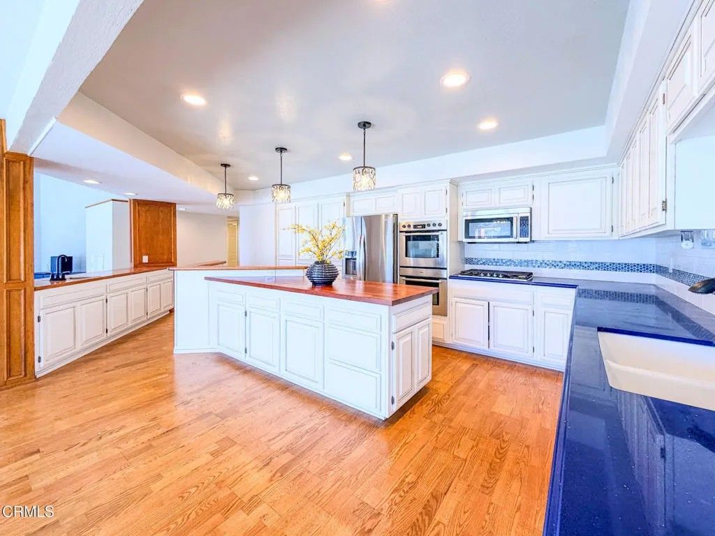 Photo of 2511 Monaco Drive, Oxnard, CA 93035 (MLS # V1-33037)