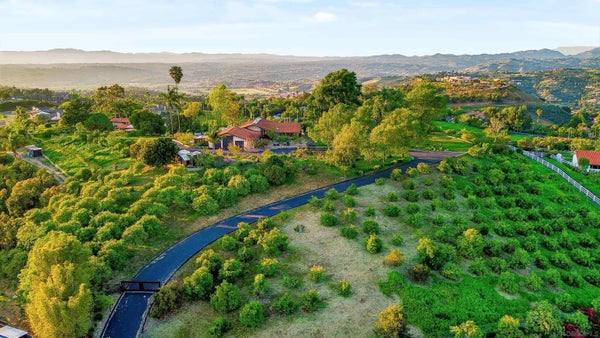 30410 CALLE LA REINA, BONSALL, CA 92003 - Image ea8de8f2644e44dcadf4e845836adf5d/2343332863
