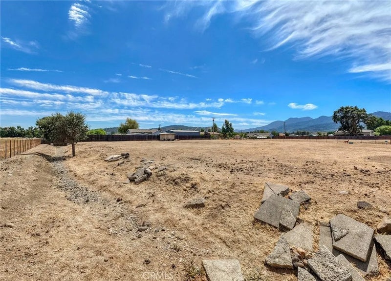 20782 Santa Clara