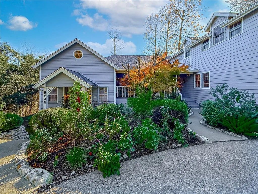 Photo of 5846 Fairview Place, Agoura Hills, CA 91301 (MLS # SR26009976)