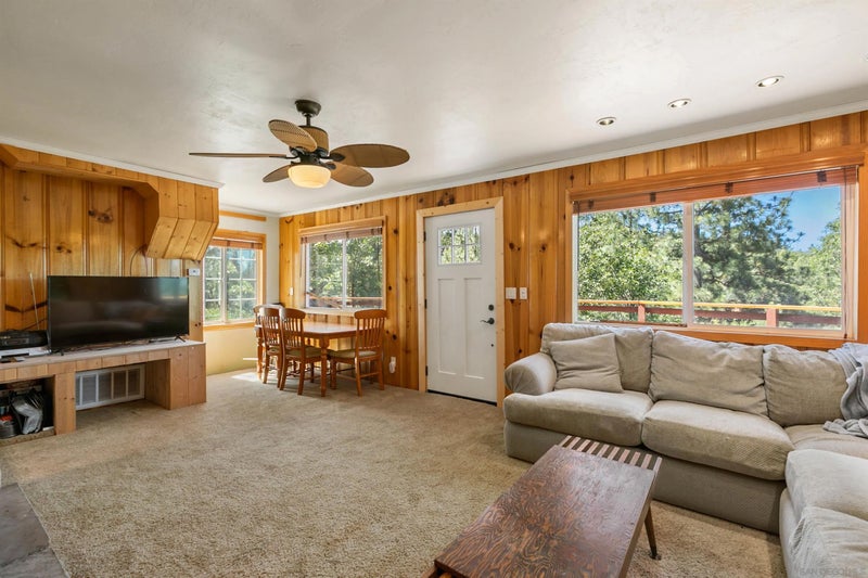 748 Boiling Springs
