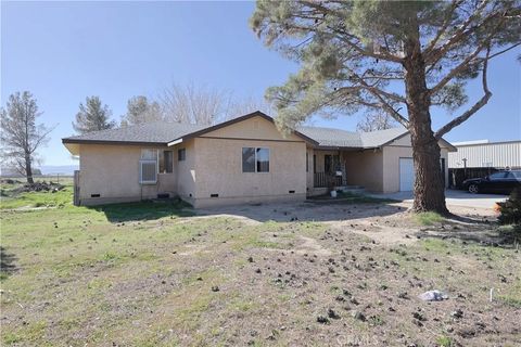 Property photo of 7540 w avenue a, lancaster, CA 93536