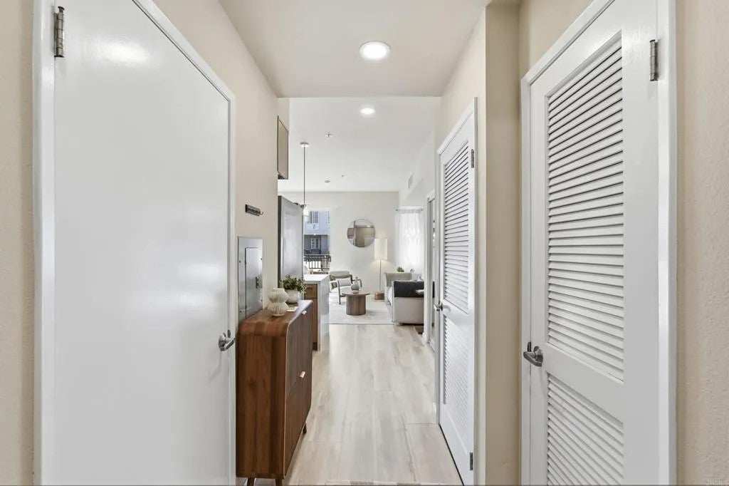 445 Island Avenue 312