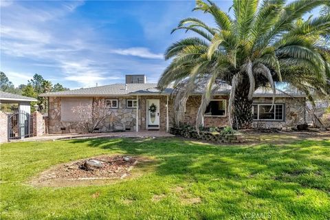 Photo of 124 Glen Circle, Oroville, CA 95966 (MLS # OR26041461)