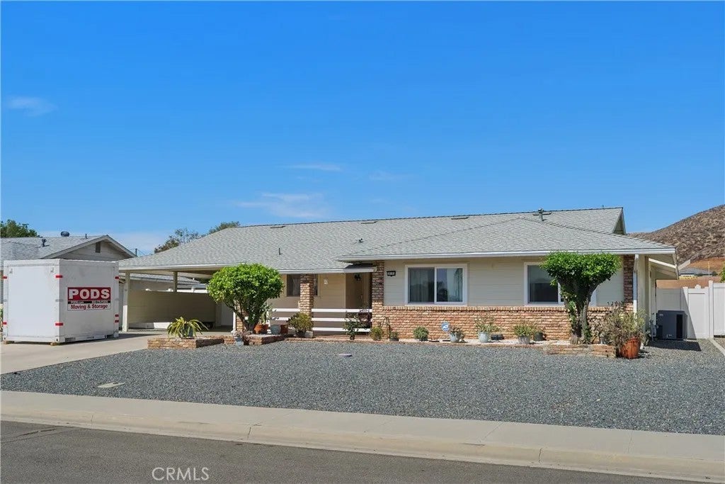 Photo of 28183 Portsmouth DR, Menifee, CA 92586 (MLS # IV26155138)