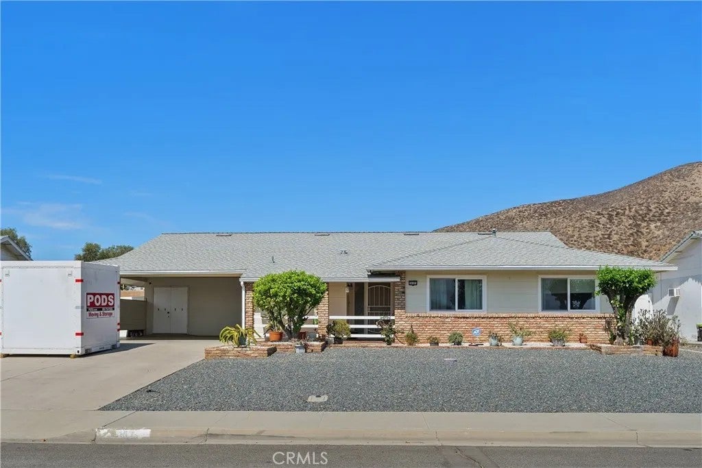 Photo of 28183 Portsmouth DR, Menifee, CA 92586 (MLS # IV26155138)