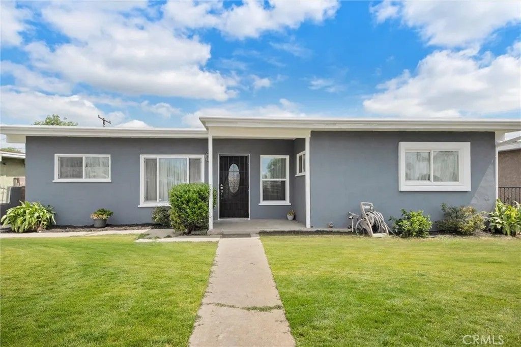 Photo of 1408 S Central Ave, Compton, CA 90220 (MLS # PW26072119)